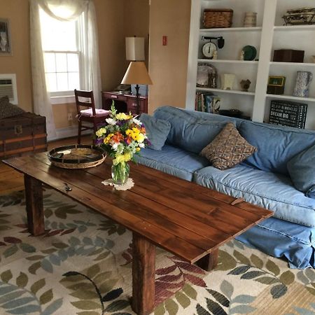The Sunny Grange Bed & Breakfast Campton Exterior photo